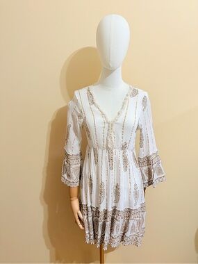 Apricot Boho Paisley Shimmer Mini Dress Cream Gold Metallic Bell Sleeve Size S